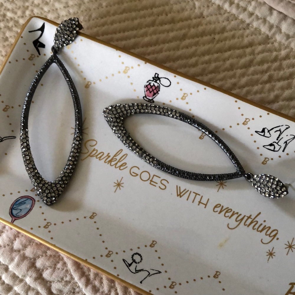 🐦‍⬛Elegant marcasite crystal stud dangling long marquis shaped earrings